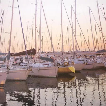 Ocean Coast Apartment